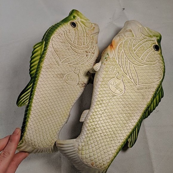 Green Bass Fish Flops Sandals Fishing Flip Flops Men's 42/43 9.5 Summer Gag Gift - Picture 9 of 13